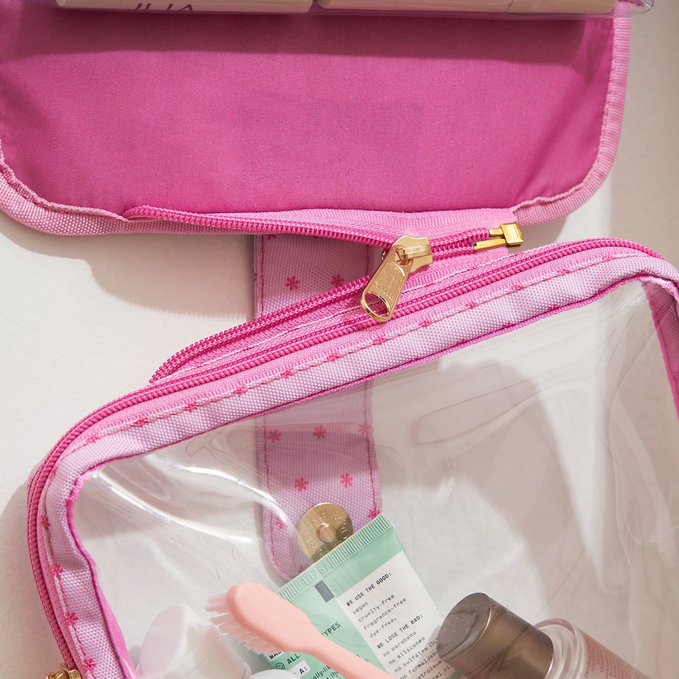 Clear Hanging Travel Organizer Bag | Erin Condren