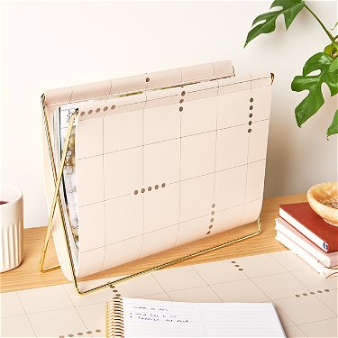 https://images.erincondren.com/Focused_Organization/Hammock_Desk_File_Organizer/02_FOC_hammock.jpg?width=375