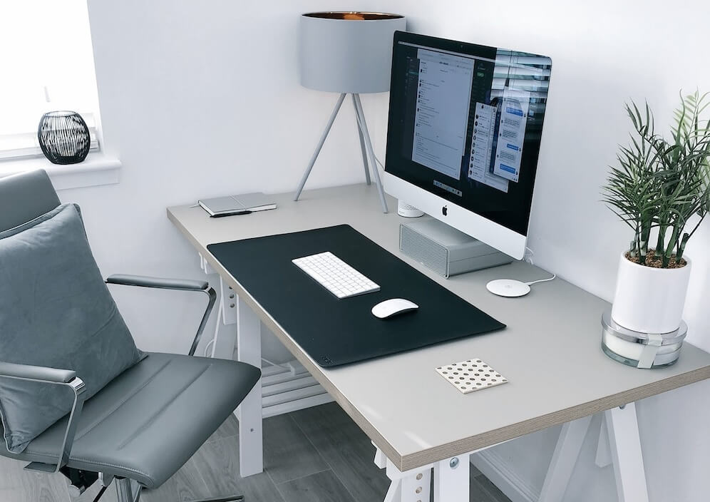 Creating the Best WFH Desk Setup for Success and Productivity