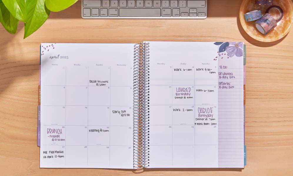 10 Creative Ways to Make the Most of a Monthly Planner - Light planning