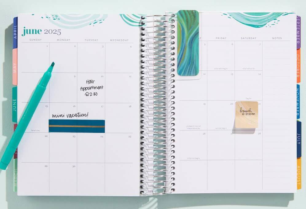 How to Plan in a Horizontal Weekly LifePlanner - Fill in Monthly Calendars